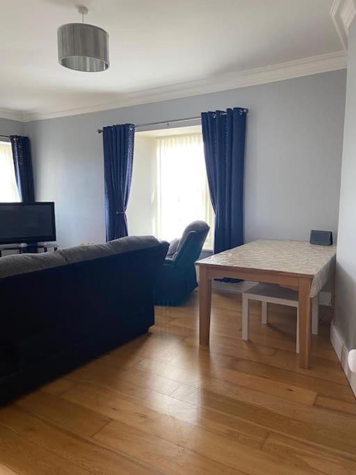 Stewarts House Apartment Newtownstewart Bagian luar foto