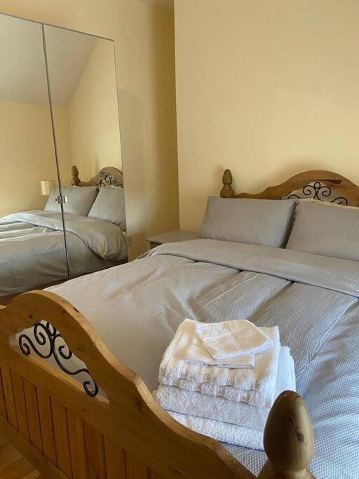 Stewarts House Apartment Newtownstewart Bagian luar foto