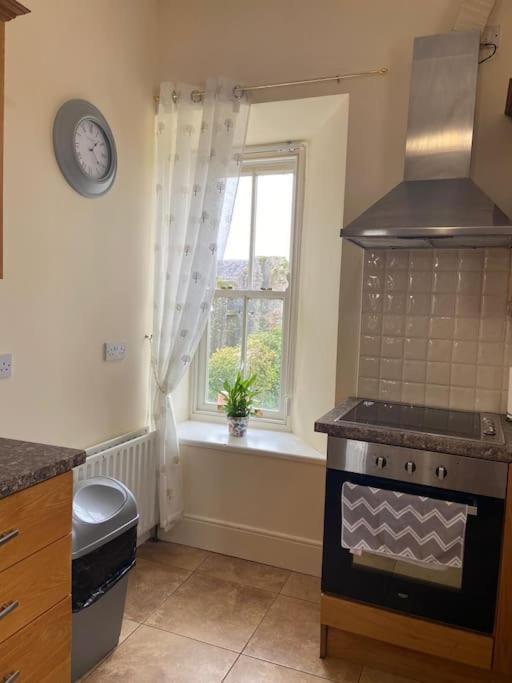 Stewarts House Apartment Newtownstewart Bagian luar foto